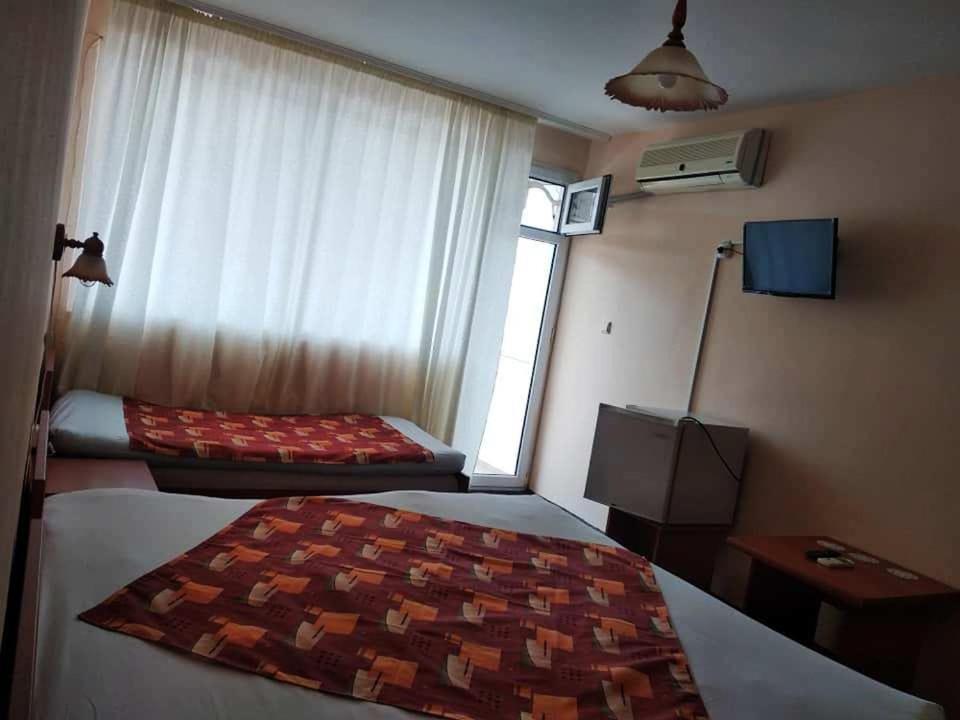 Familia Fantastiko Hotel Китен Екстериор снимка