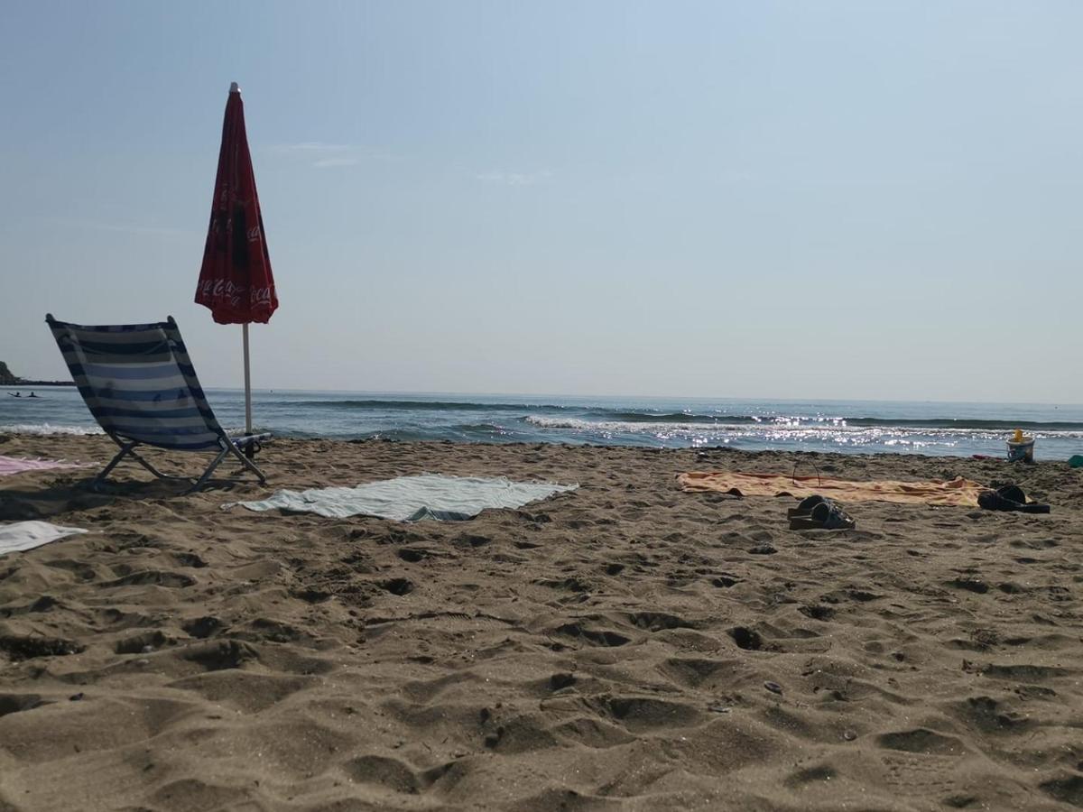 Familia Fantastiko Hotel Китен Екстериор снимка